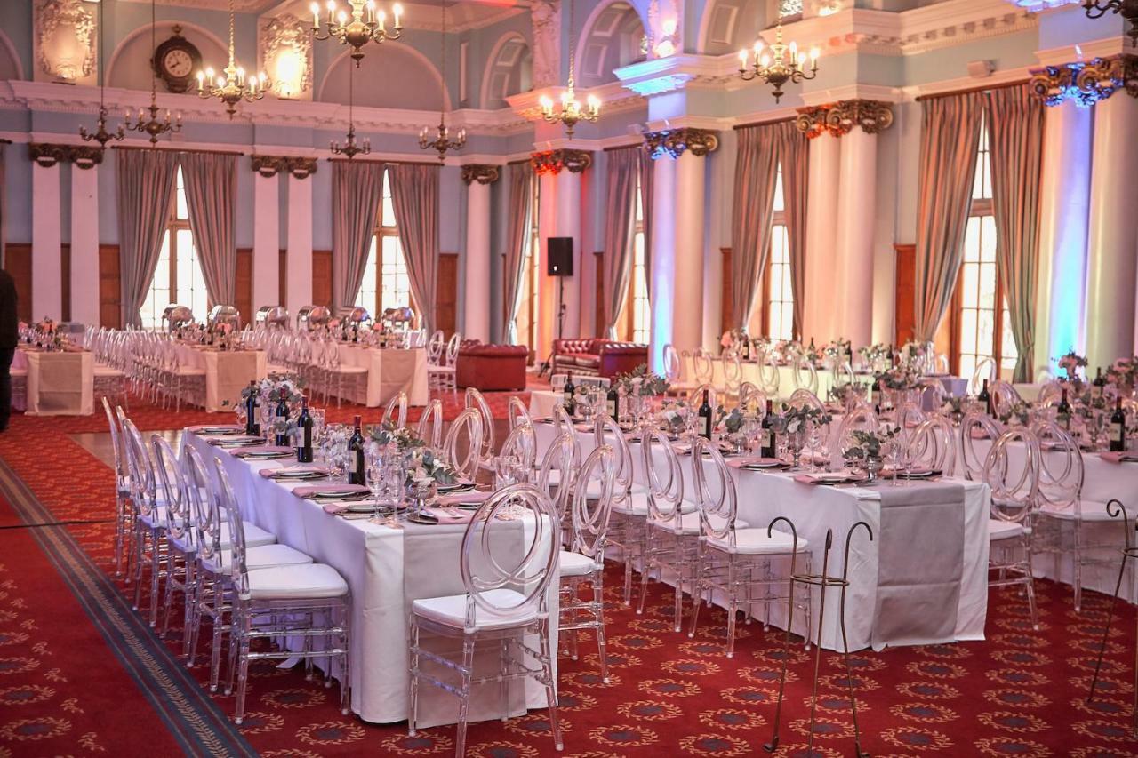 Rand Club Suites Johannesburg Bagian luar foto